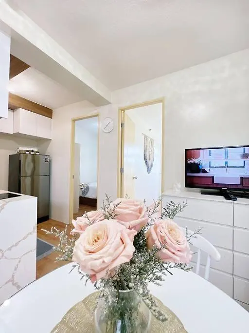 Modern Cozy Condo With Smart Lock At Seawind Davao