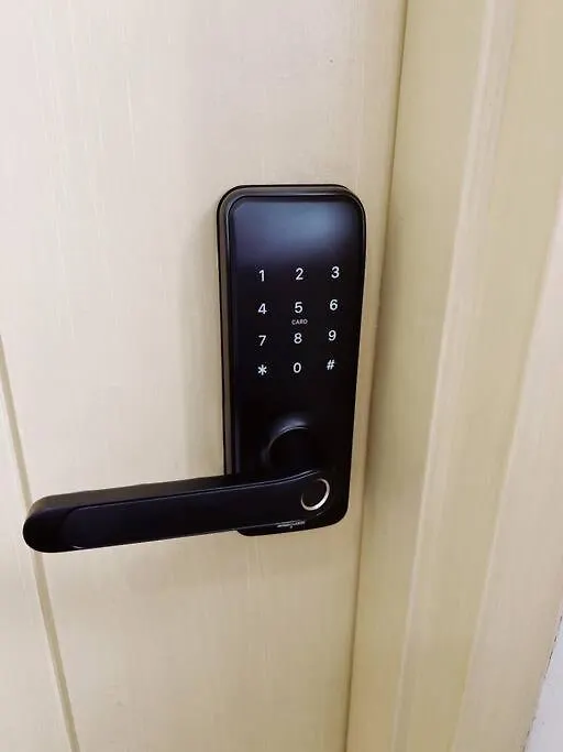 Apartamento Modern Cozy Condo With Smart Lock At Seawind Davao Filipinas